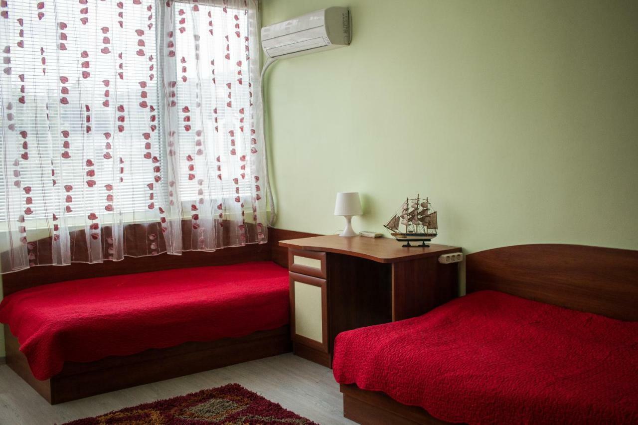 Апарт Пееви Gabrovo Kültér fotó